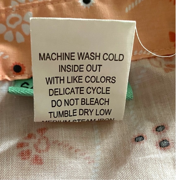 Sara Morgan snap button down shirt sleeve shirt w/front pocket. - Picture 8 of 10